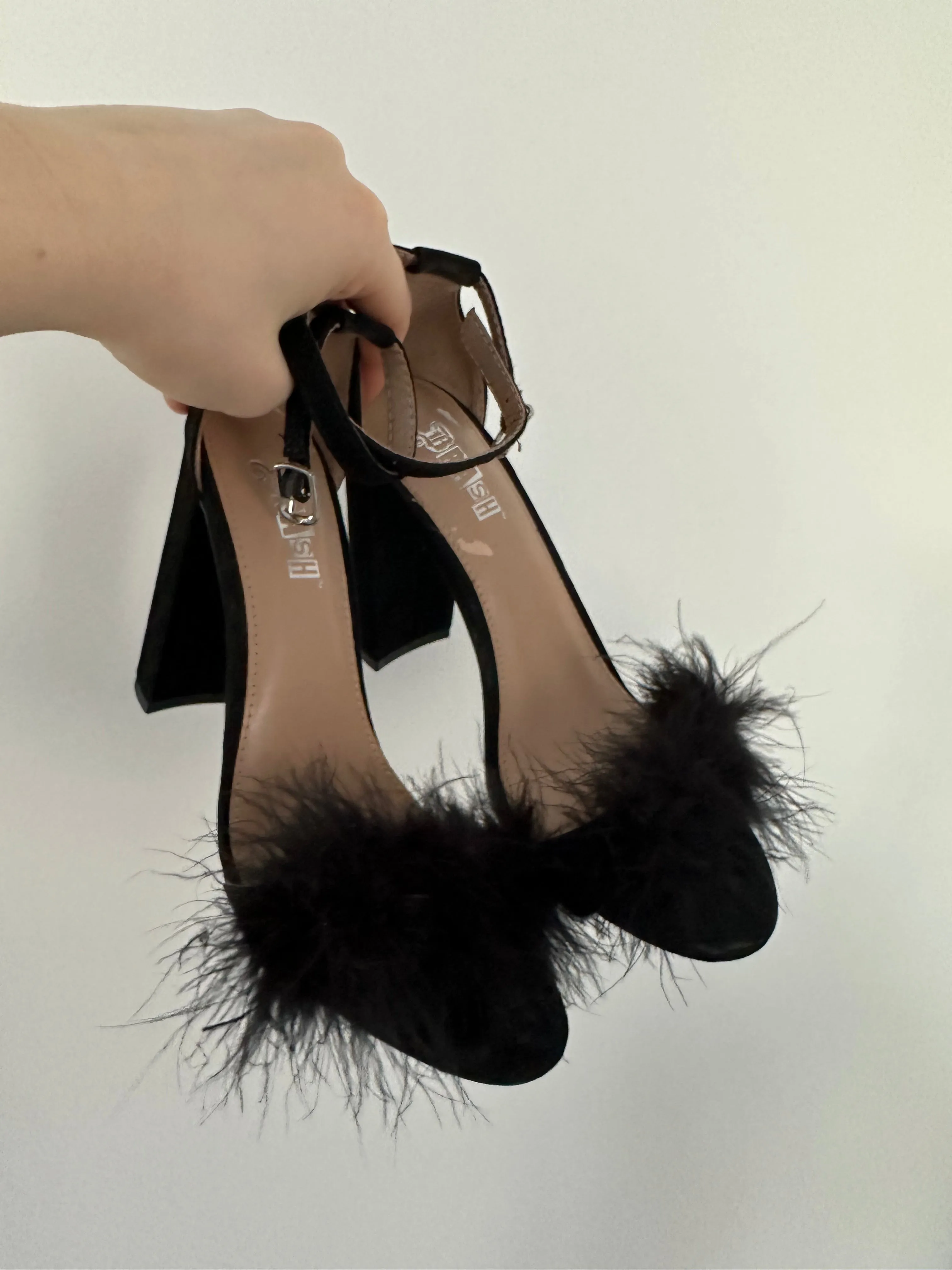 Feather Heels Sz 7