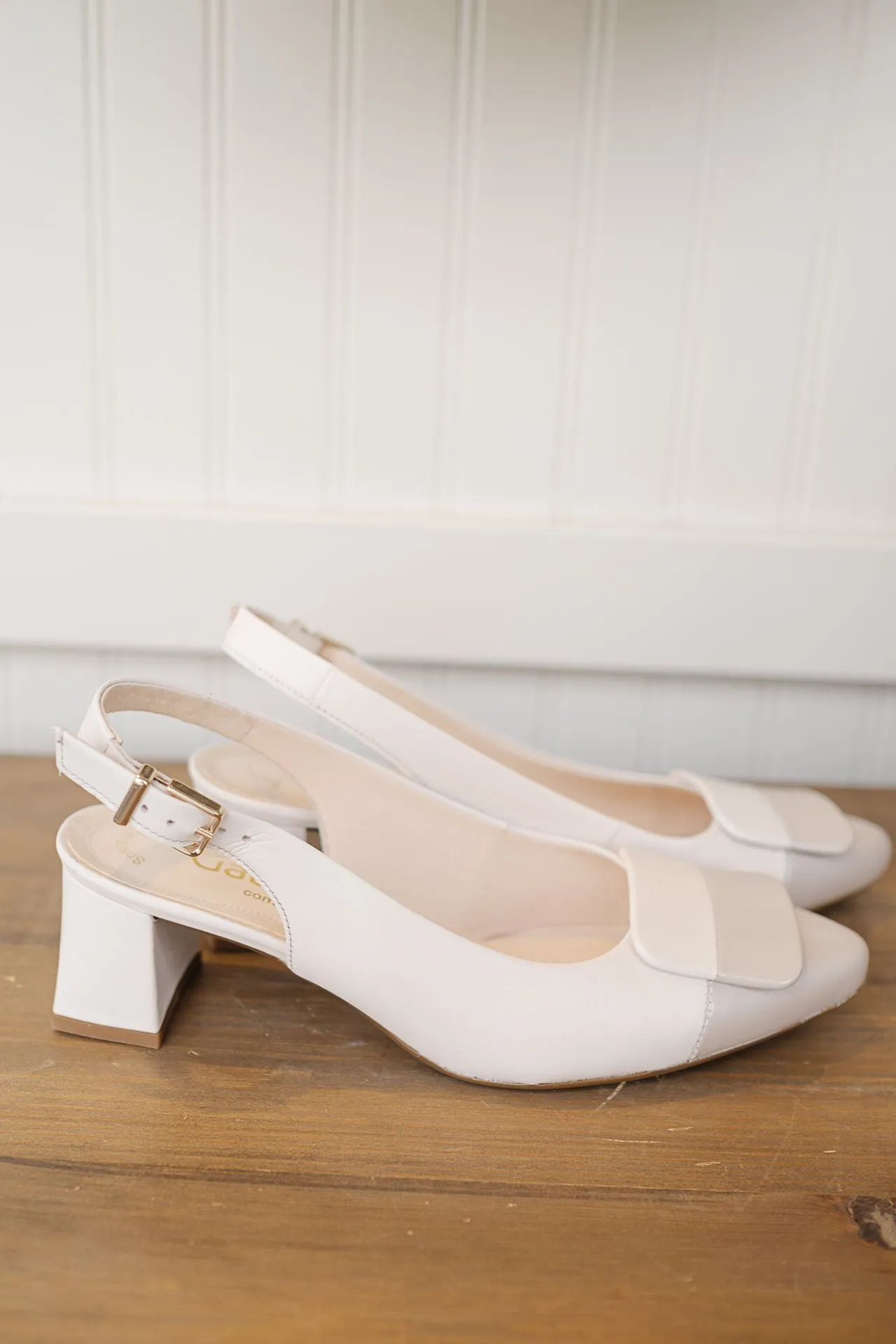 Gabor Slingback Shoe 22.262.53  Ivory*