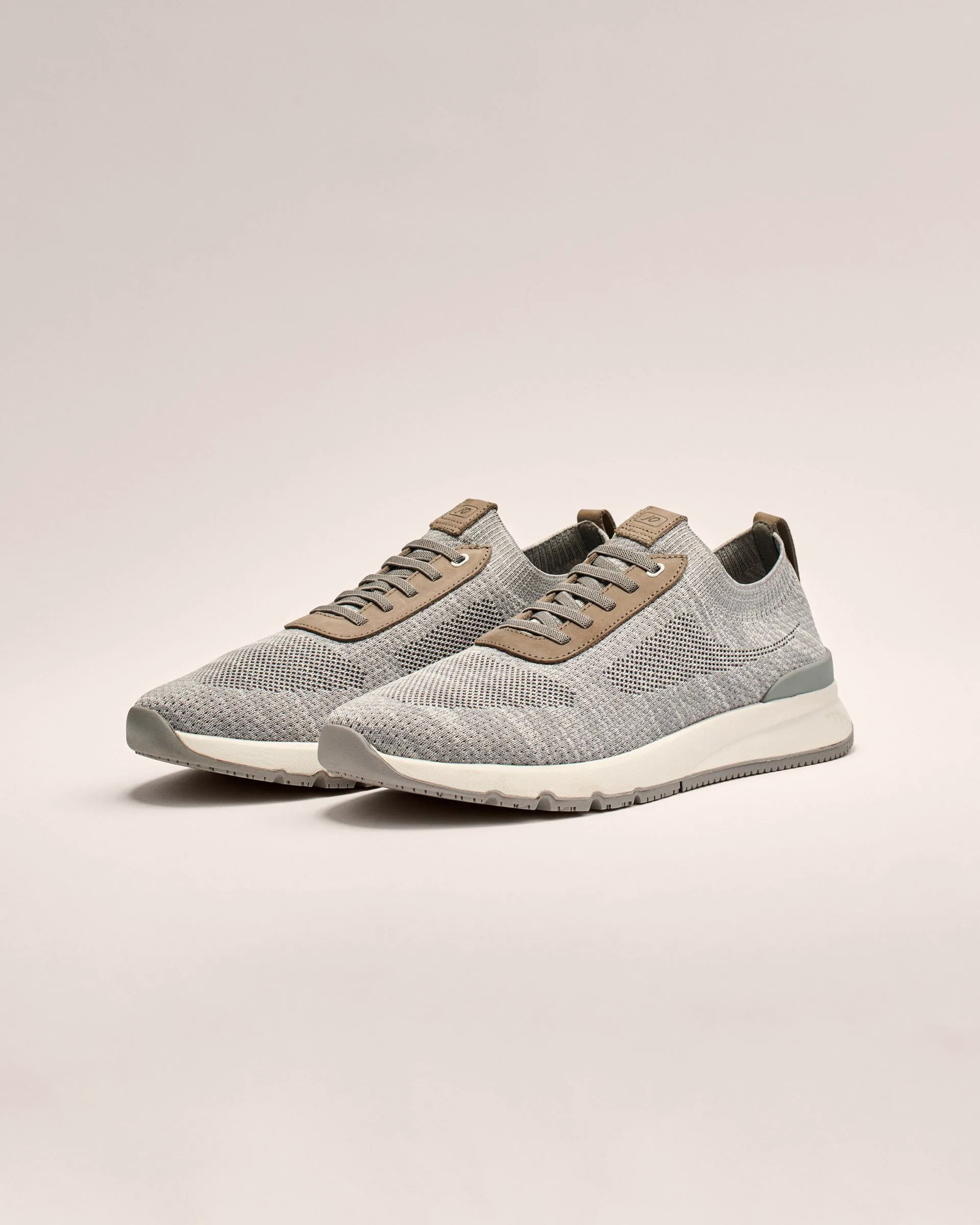 Knit Mesh Runner