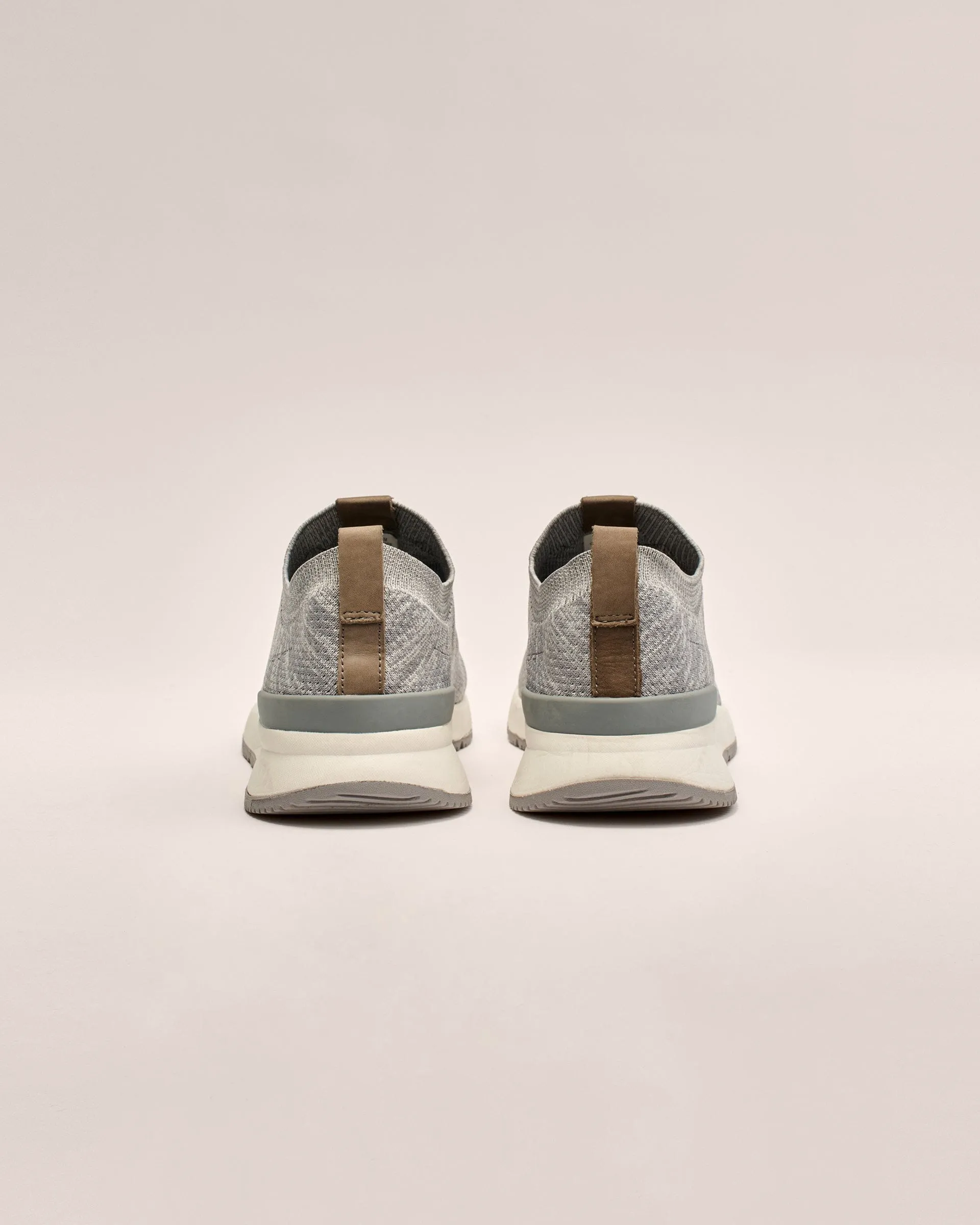 Knit Mesh Runner
