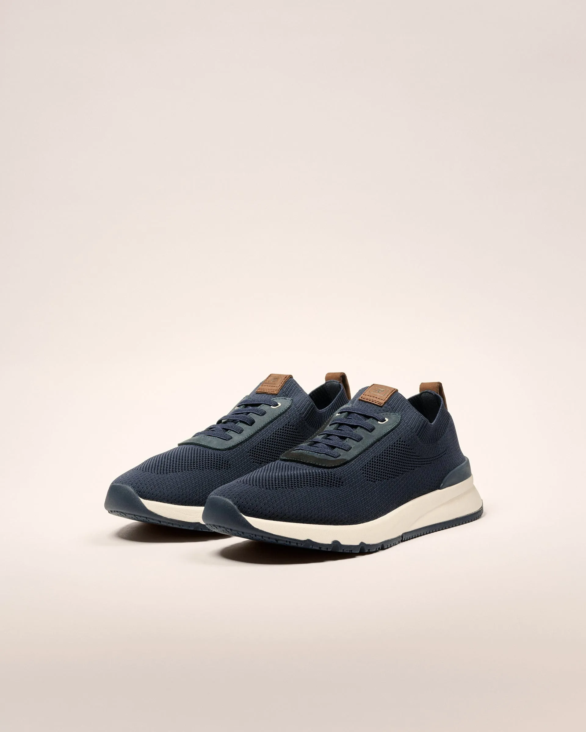 Knit Mesh Runner