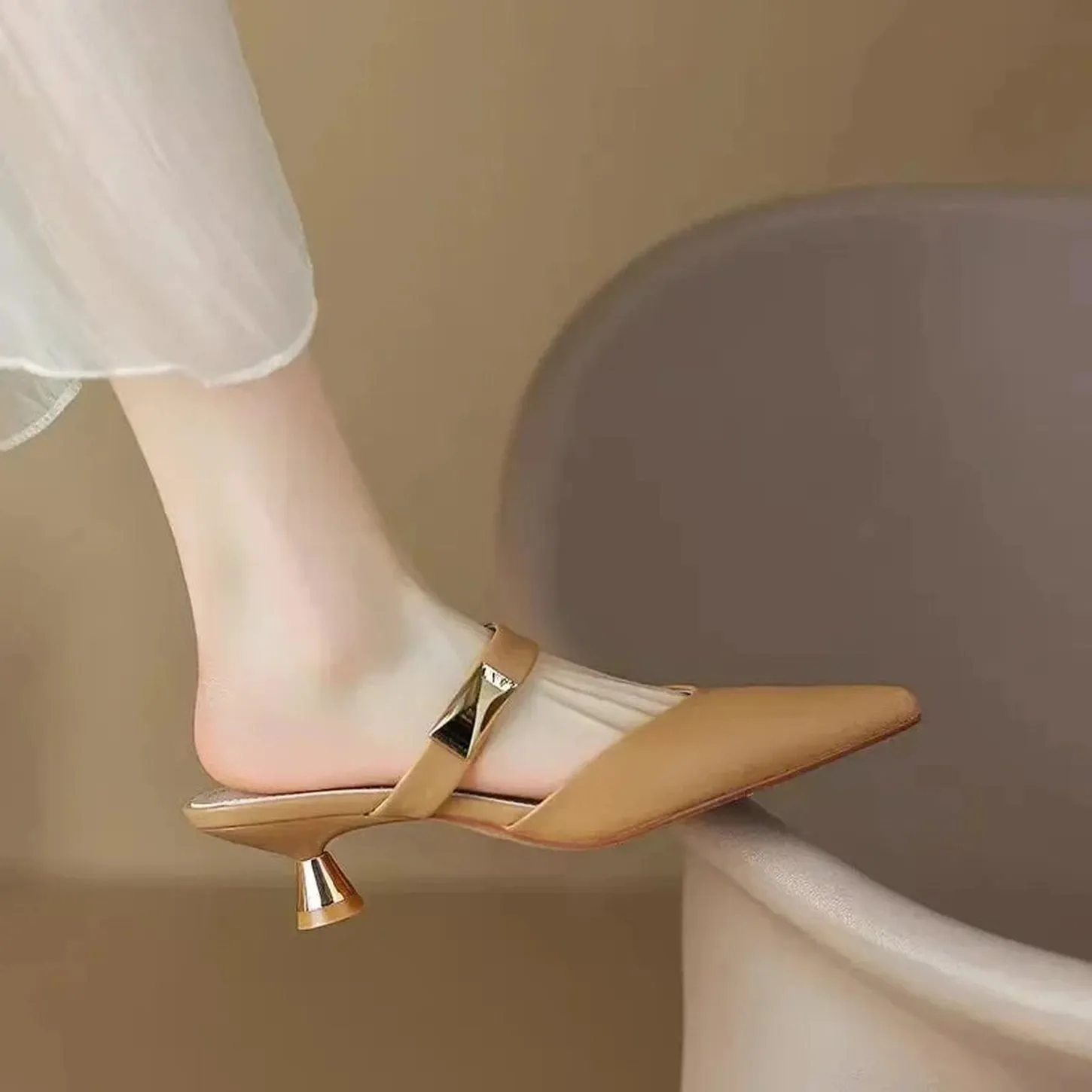 Merendy Ebard pointed toe slip-on minimalism kitten heels Mules