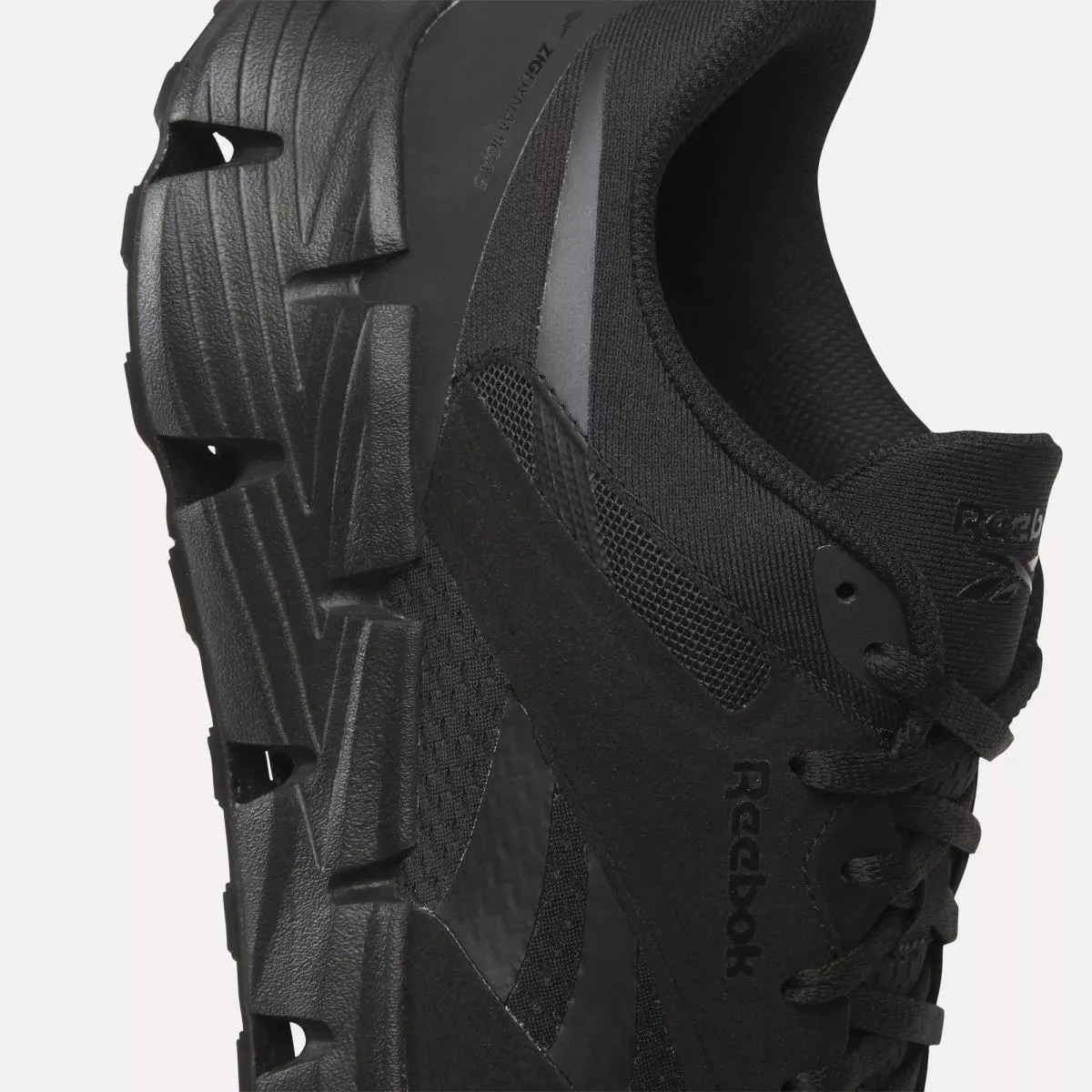 Reebok Zig Dynamica 5 Court Shoes