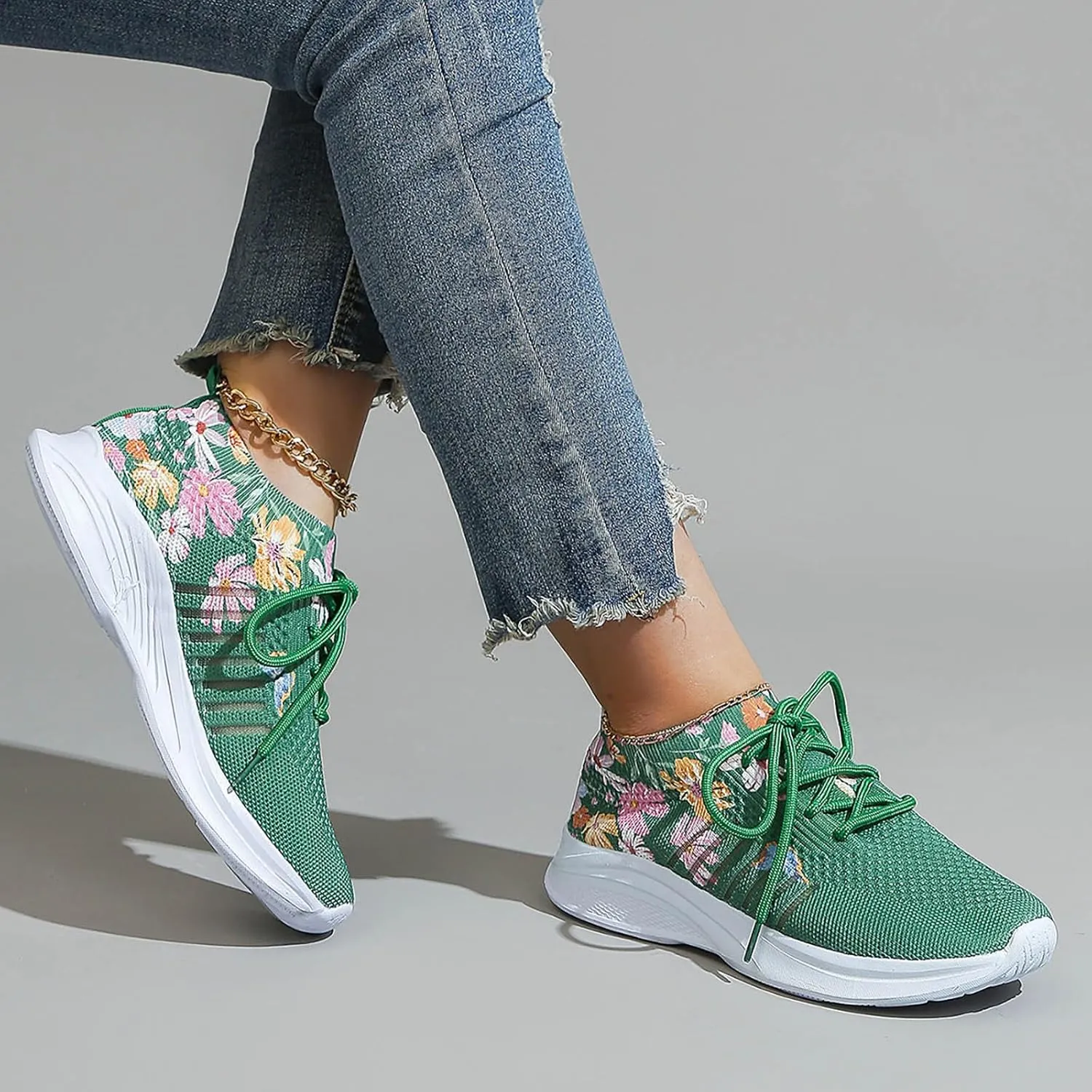 Slip on Walking Shoes Women Dressy Knitted Non Slip Running Shoes Wide Width Breathable Gym Workout Shoes Ladies 2024 Fashion Sneakers