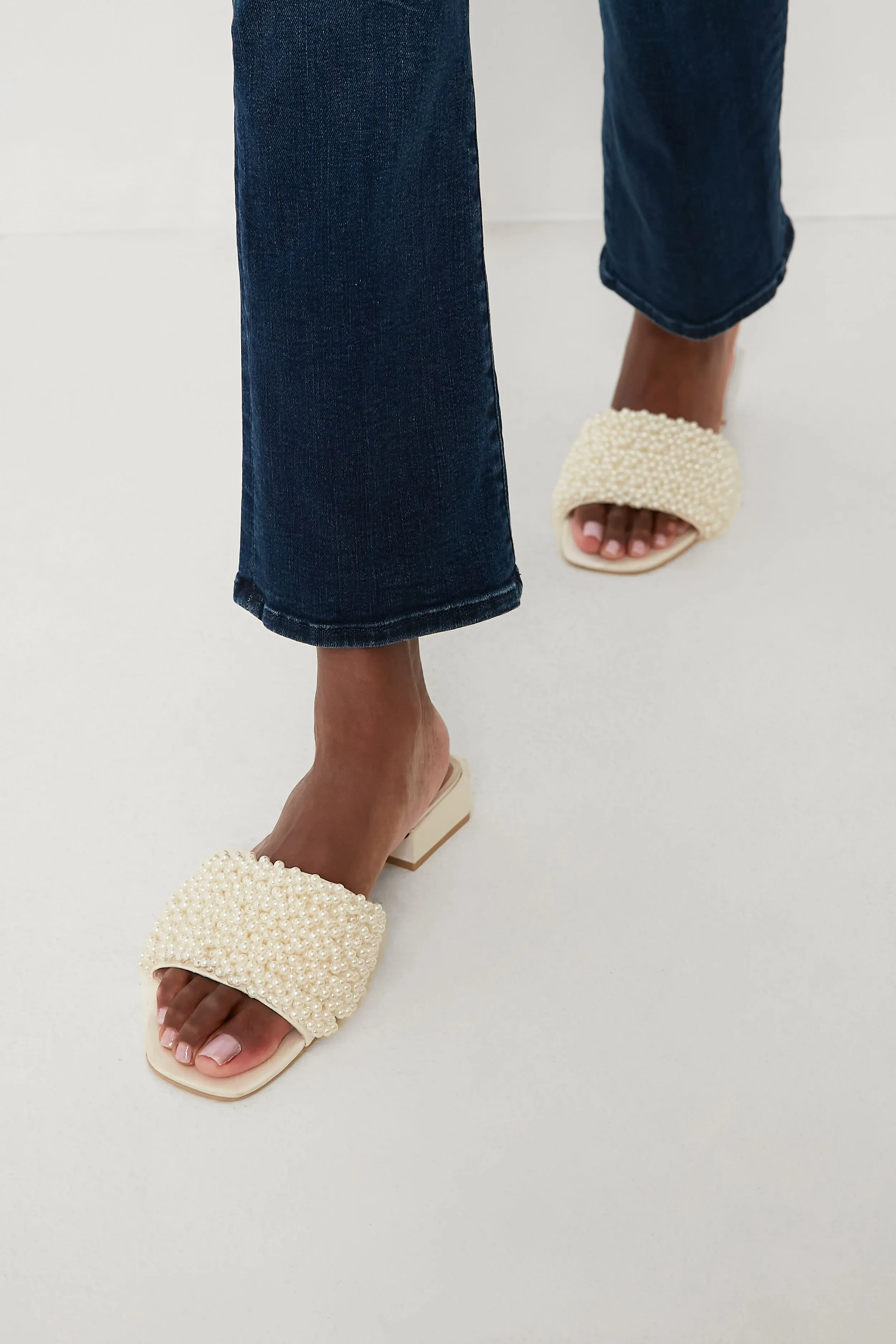 Vanilla Halie Pearls Sandals